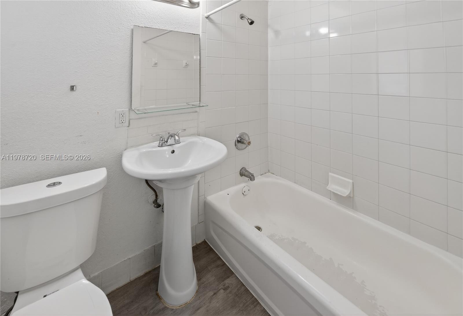 SUNSET PALM VILLAS CONDO - Residential