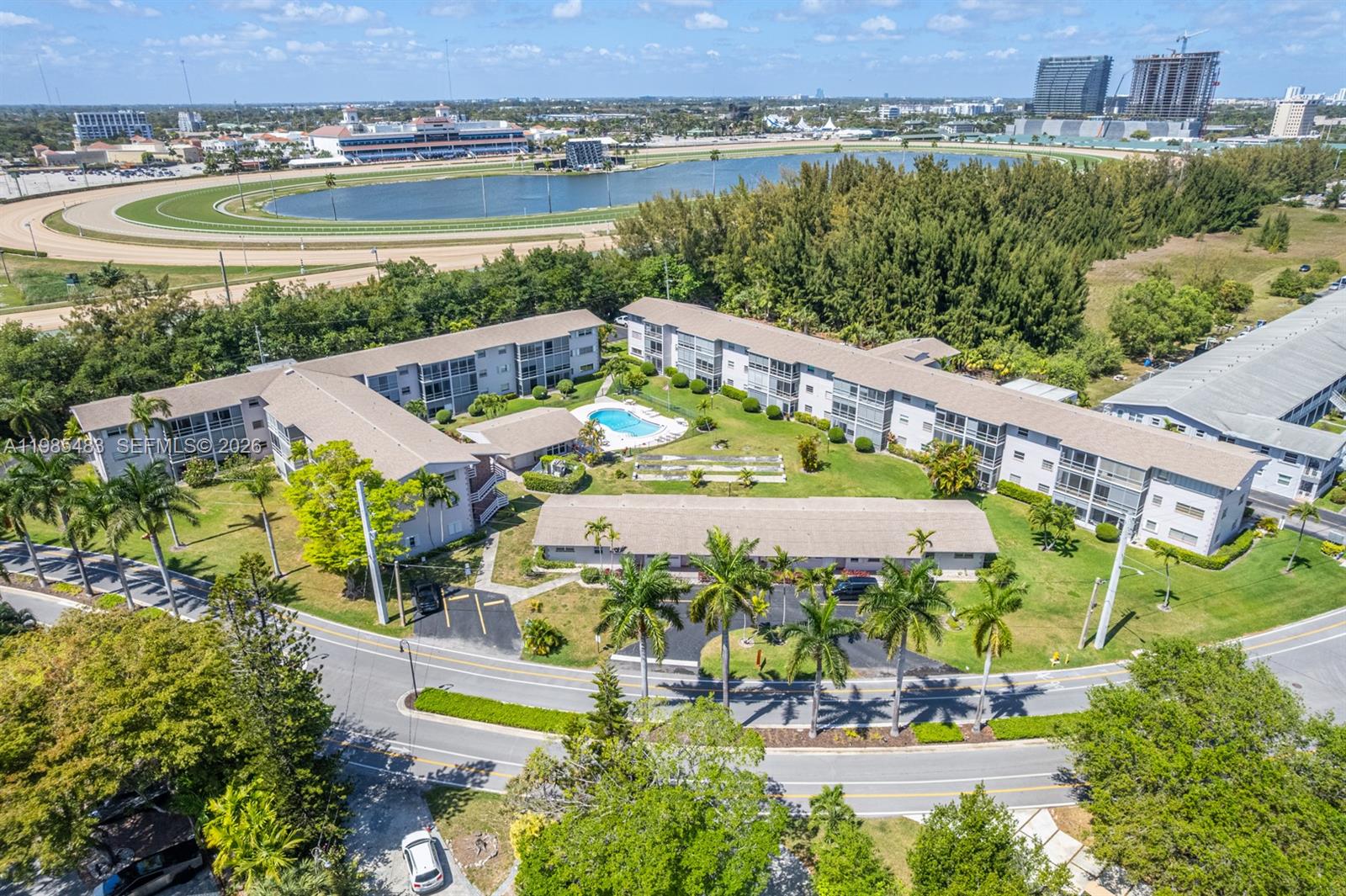 GOLDEN ISLES CONDO APTS - Residential Lease