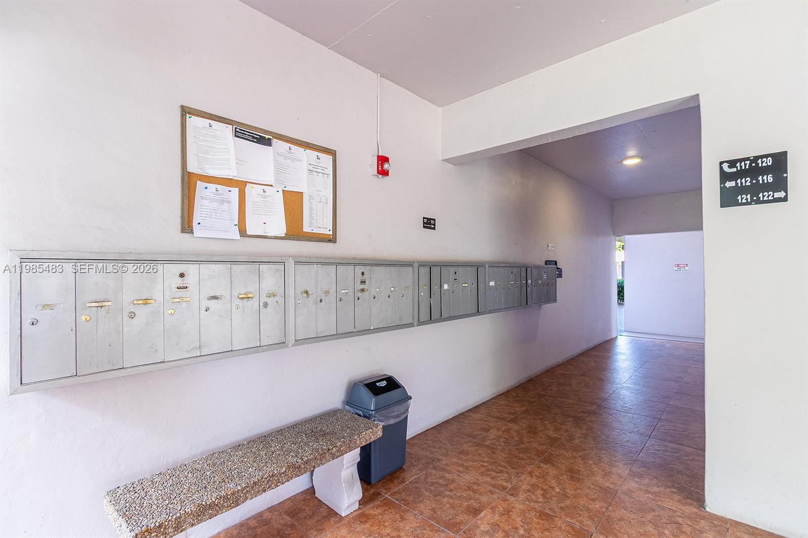 GOLDEN ISLES CONDO APTS - Residential Lease