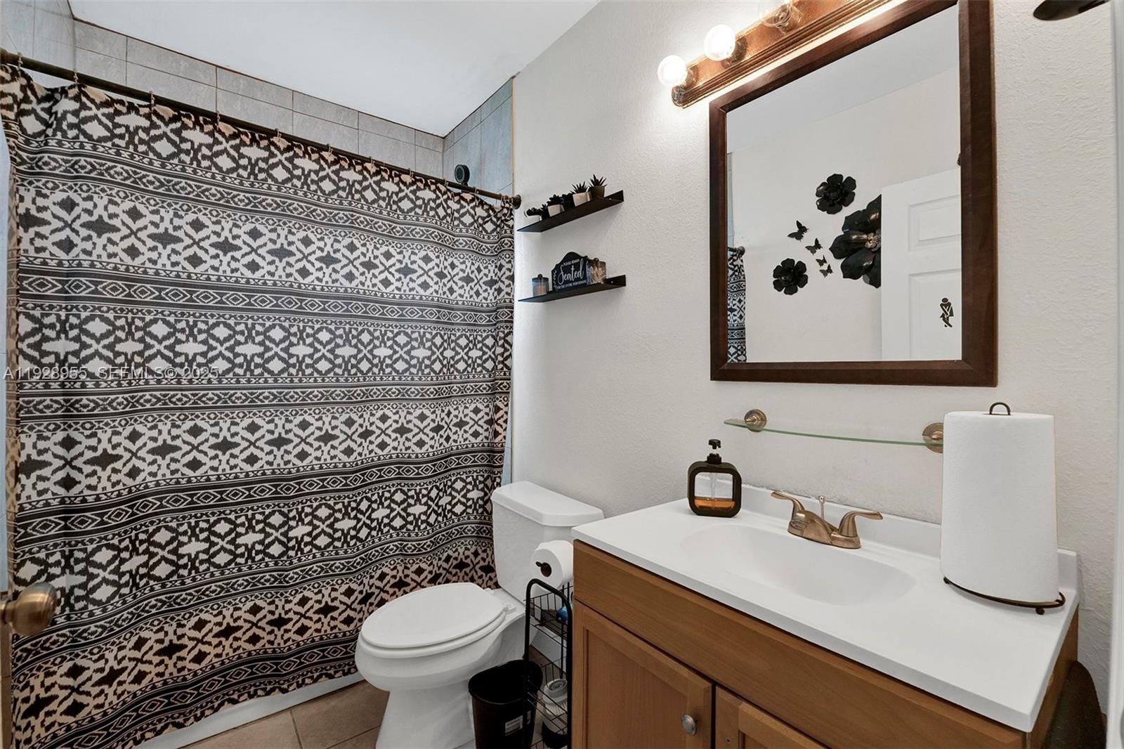 PARA VILLA HEIGHTS - Residential Income