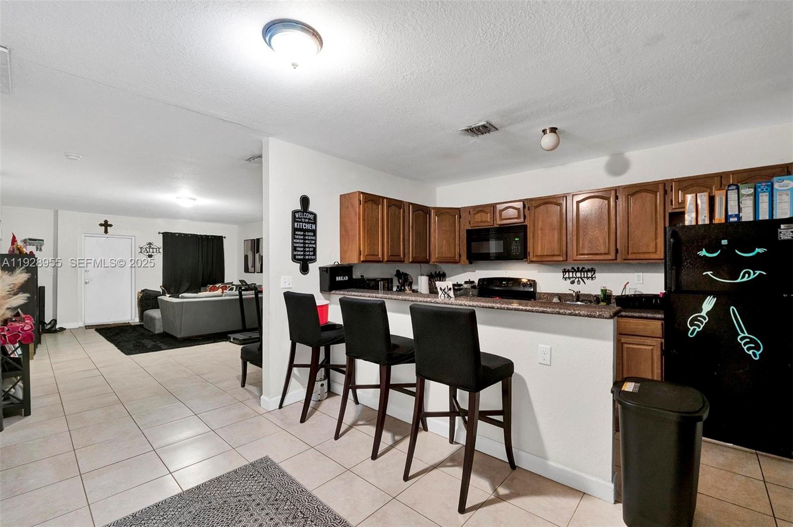 PARA VILLA HEIGHTS - Residential Income