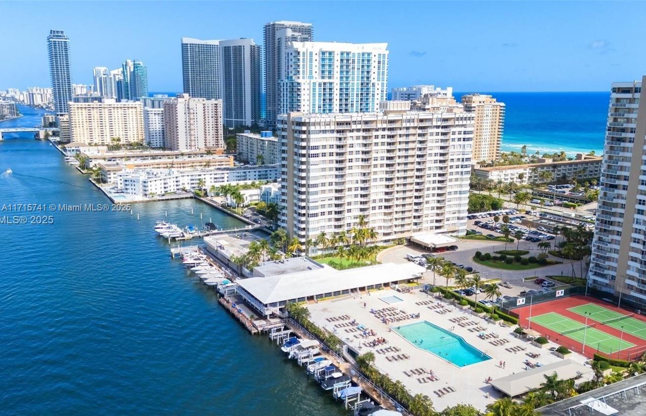 HEMISPHERES CONDO - Residential