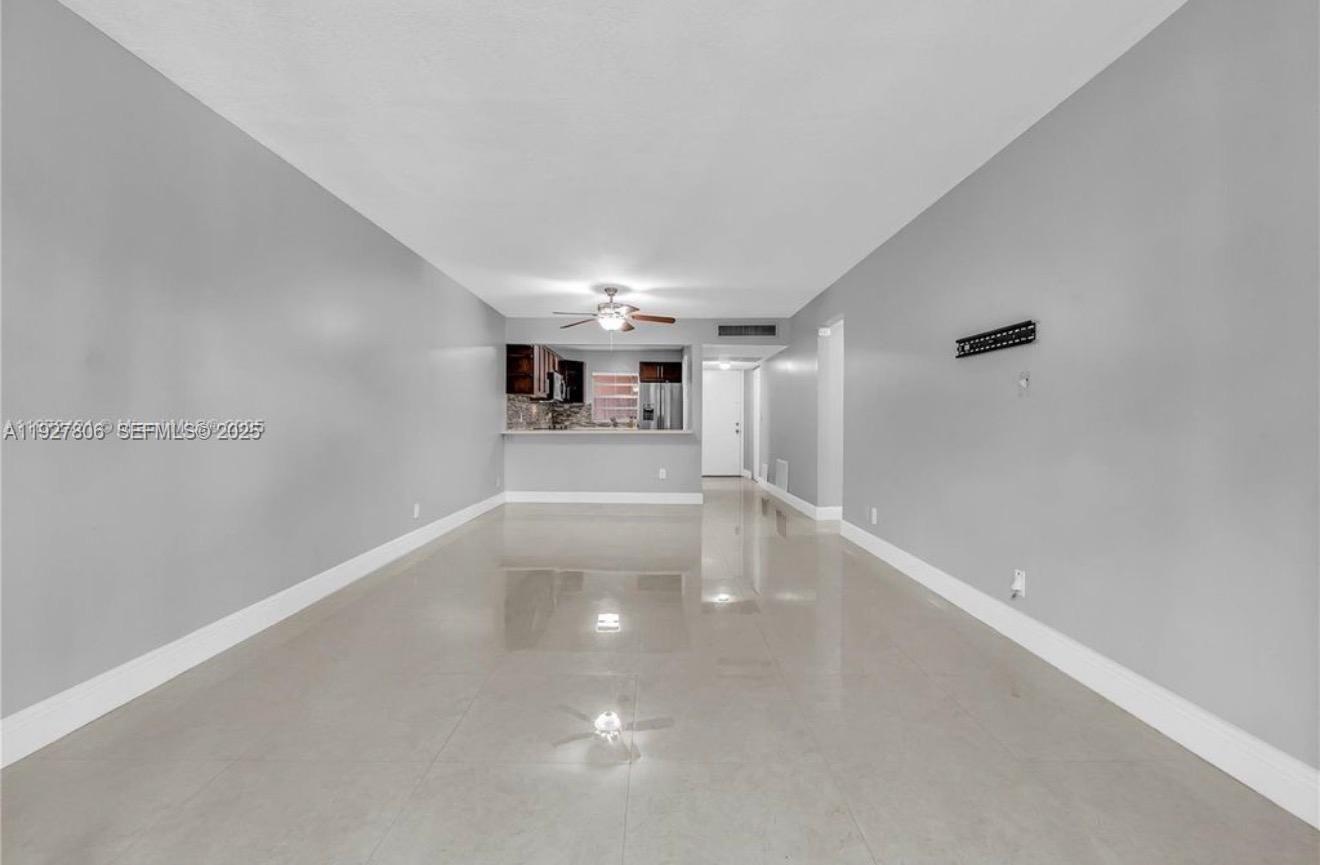 LIVE OAK CONDO TWELVE - Residential Lease