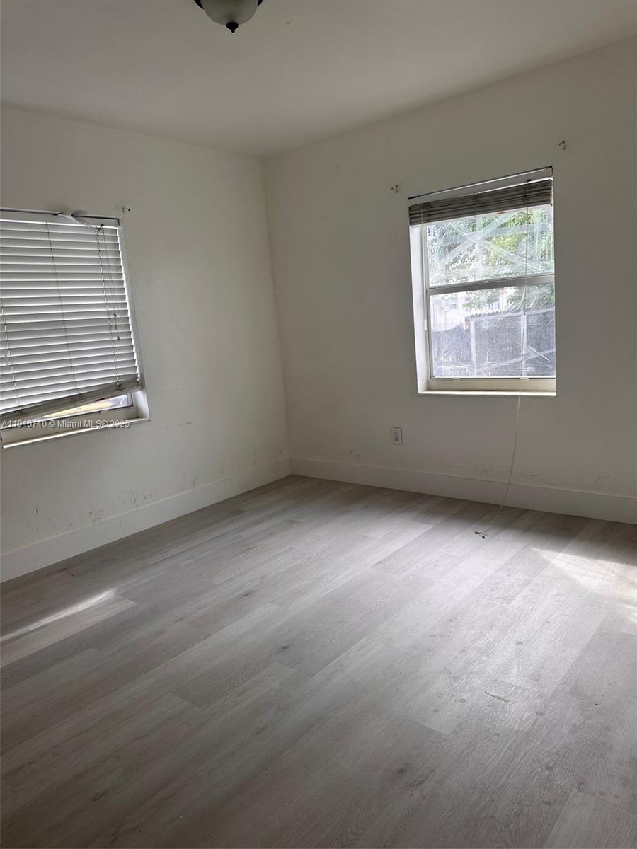 WINONA PARK - Residential