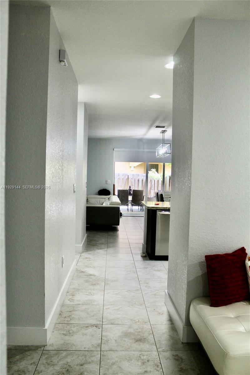 KEYS GARDEN - Residential