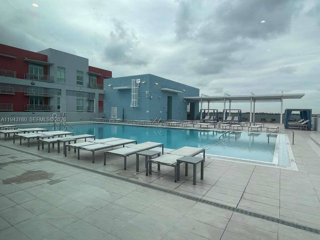 MIDTOWN DORAL CONDO 4 - Residential