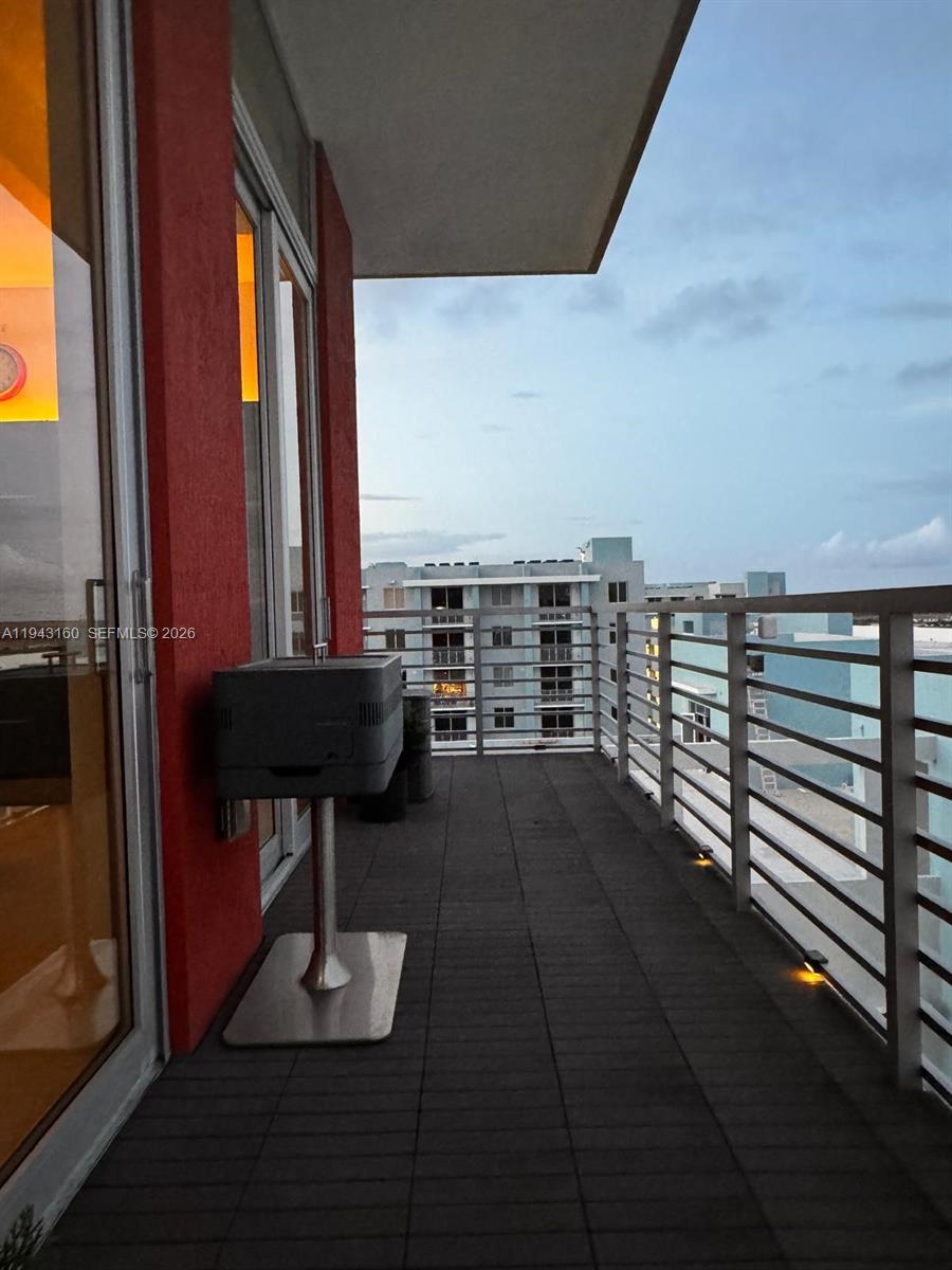 MIDTOWN DORAL CONDO 4 - Residential