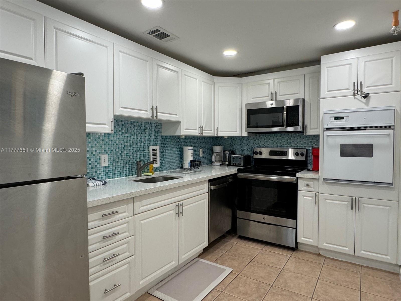 TIDES ON HOLLYWOOD BEACH - Residential