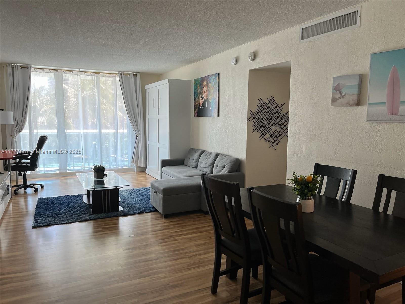 TIDES ON HOLLYWOOD BEACH - Residential