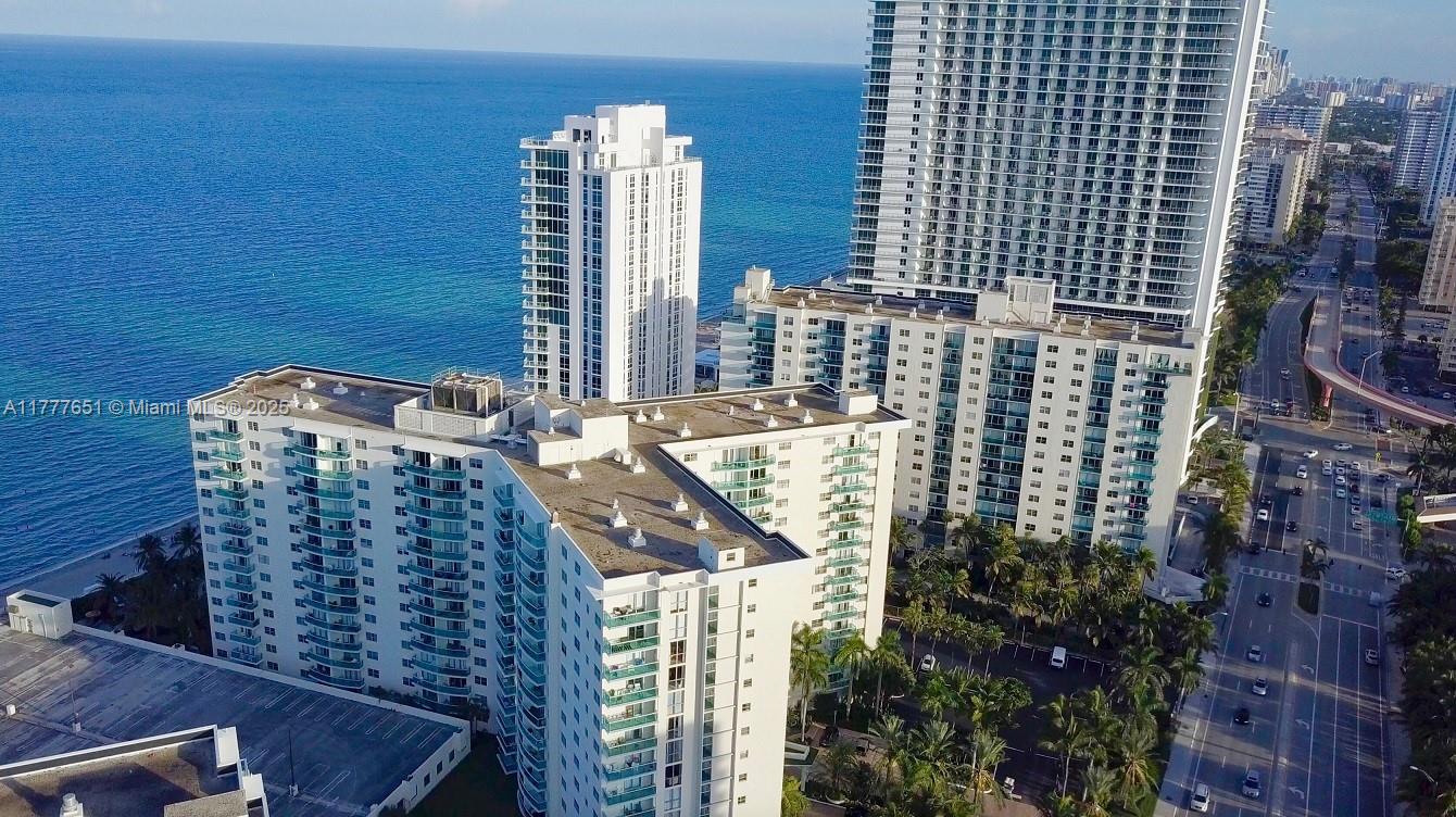 TIDES ON HOLLYWOOD BEACH - Residential
