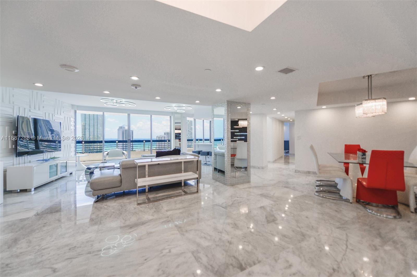 MYSTIC POINTE CONDO NO TW - Residential
