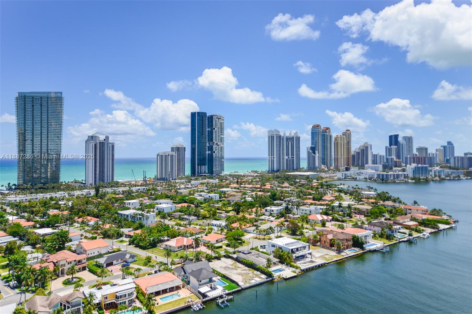 MYSTIC POINTE CONDO NO TW - Residential