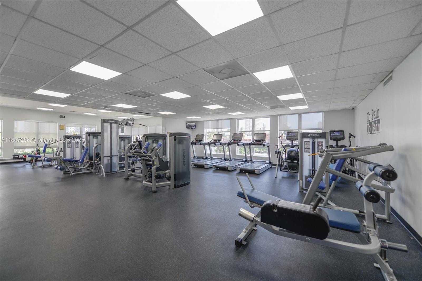MYSTIC POINTE CONDO NO TW - Residential