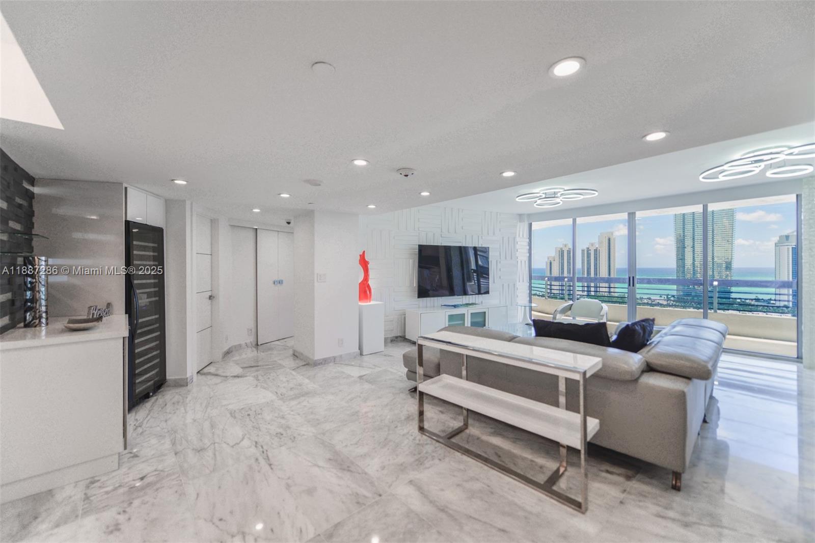 MYSTIC POINTE CONDO NO TW - Residential