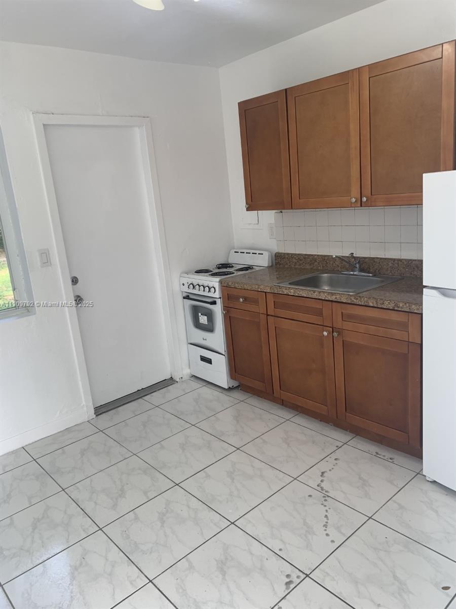 AIRLINE ESTATES - Residential Income