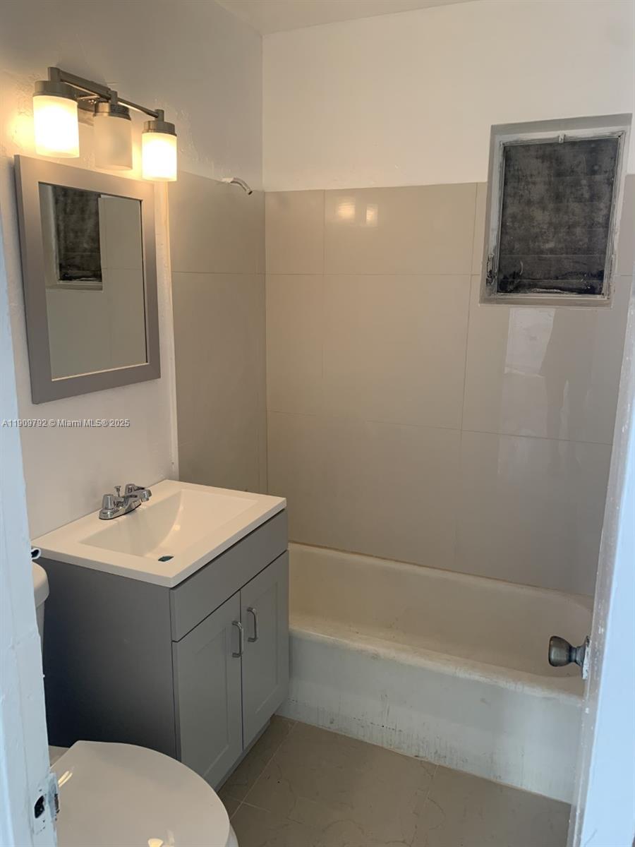 AIRLINE ESTATES - Residential Income