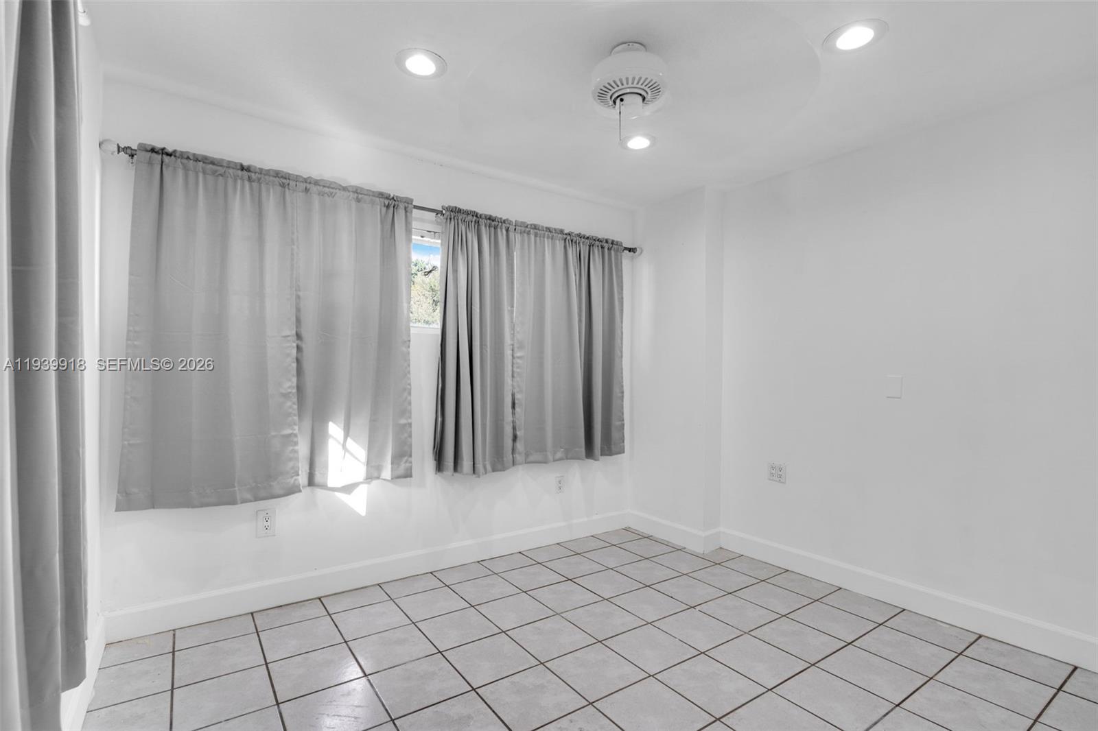 THE TROPICS ADDN - Residential