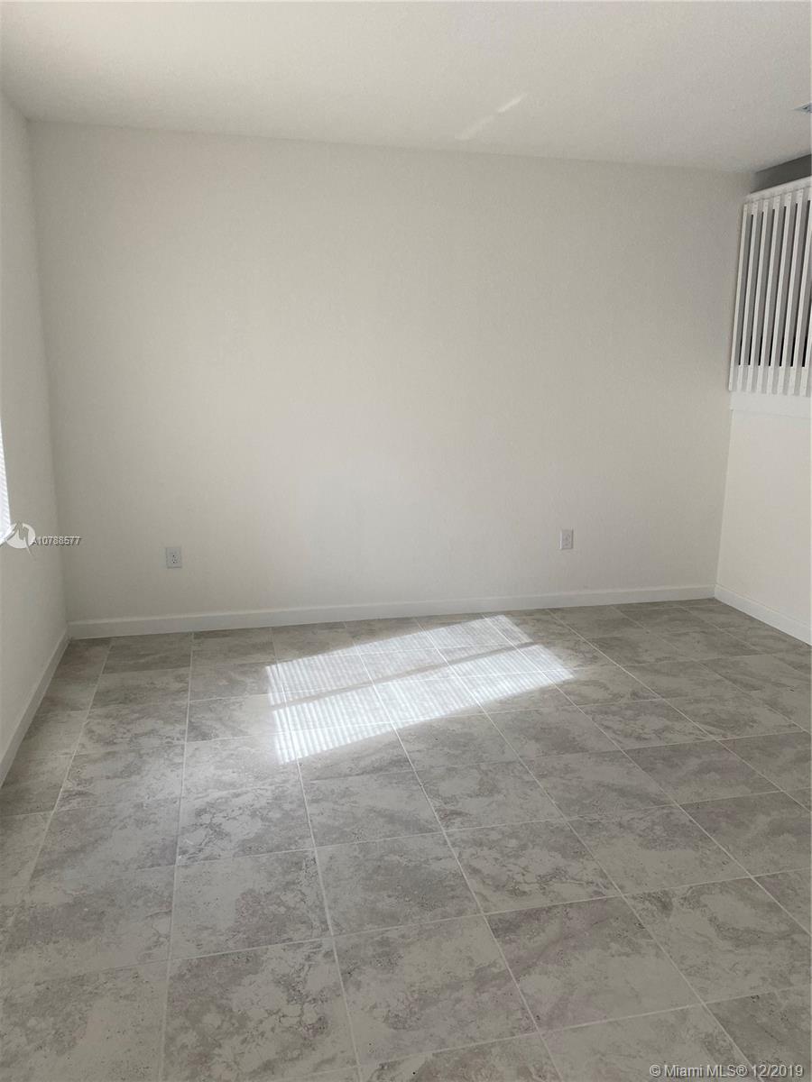 Via Ventura Neighborhood 2 - Residential Lease