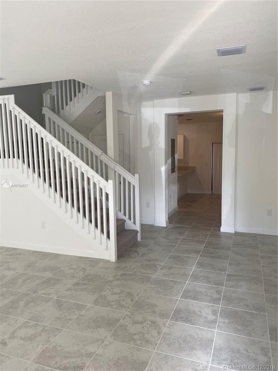 Via Ventura Neighborhood 2 - Residential Lease