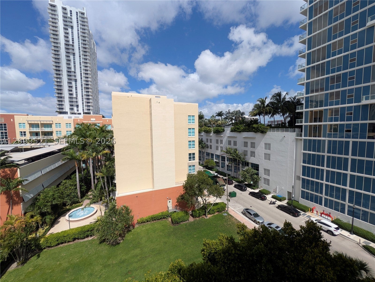 2000 N BAYSHORE DR 627
