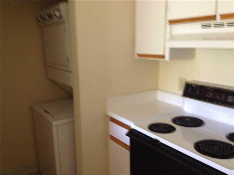 HOLLYWOOD PARC CONDO - Residential Lease