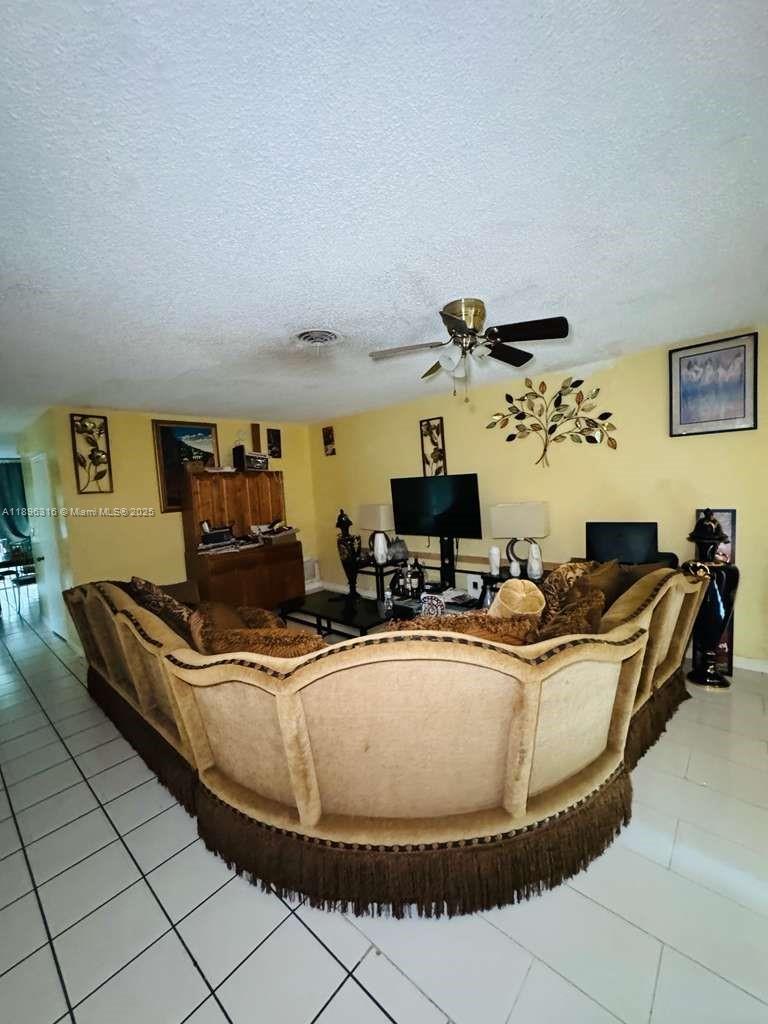 CORAL SPRINGS II - Residential Income