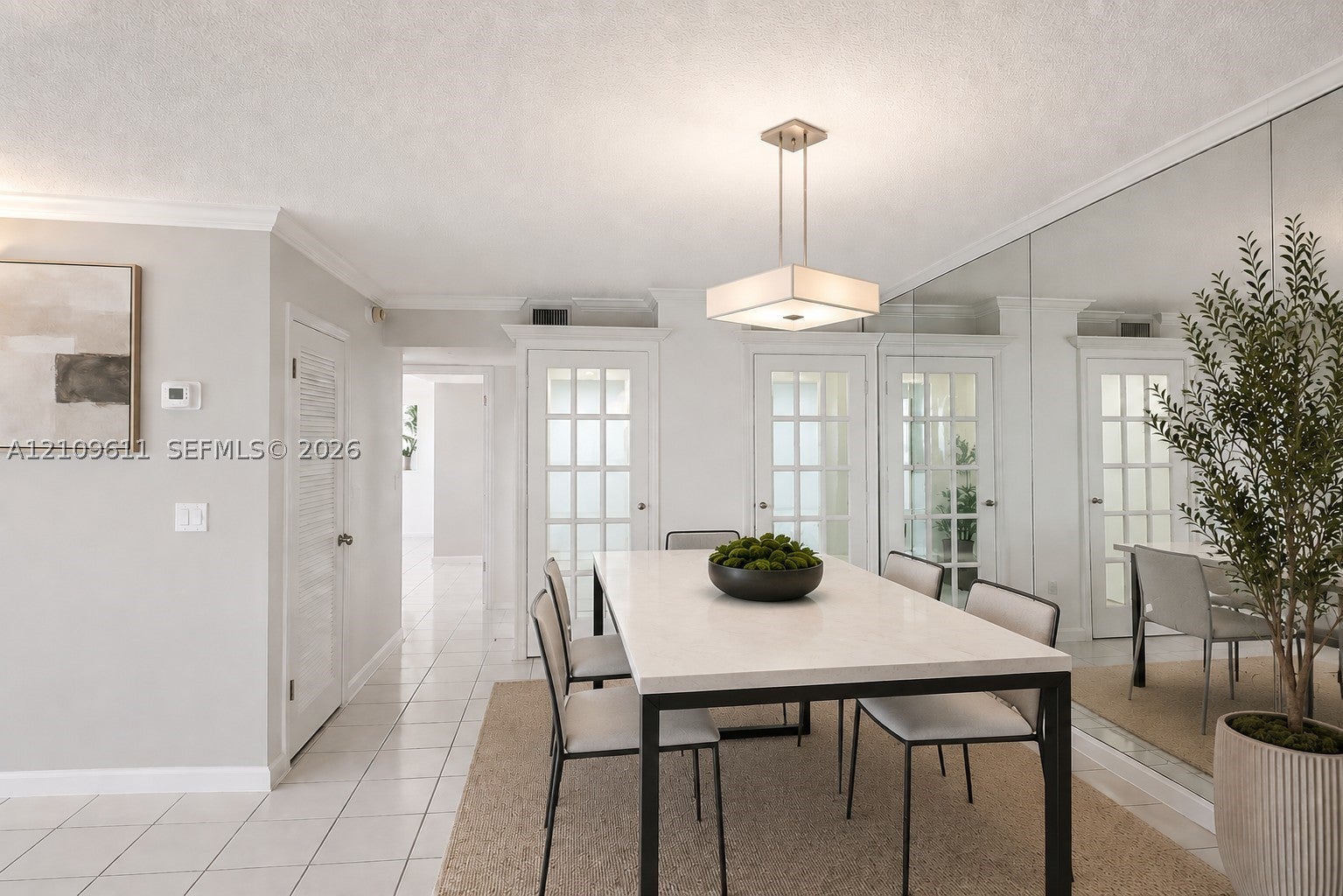 77 Crandon Blvd 3C