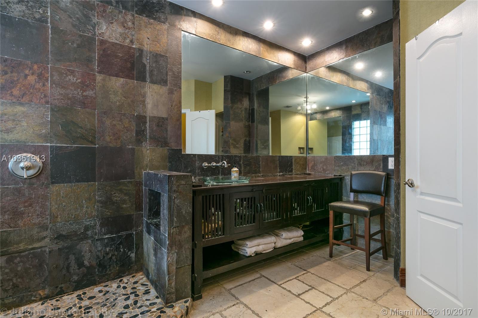 Costa Verde - Residential