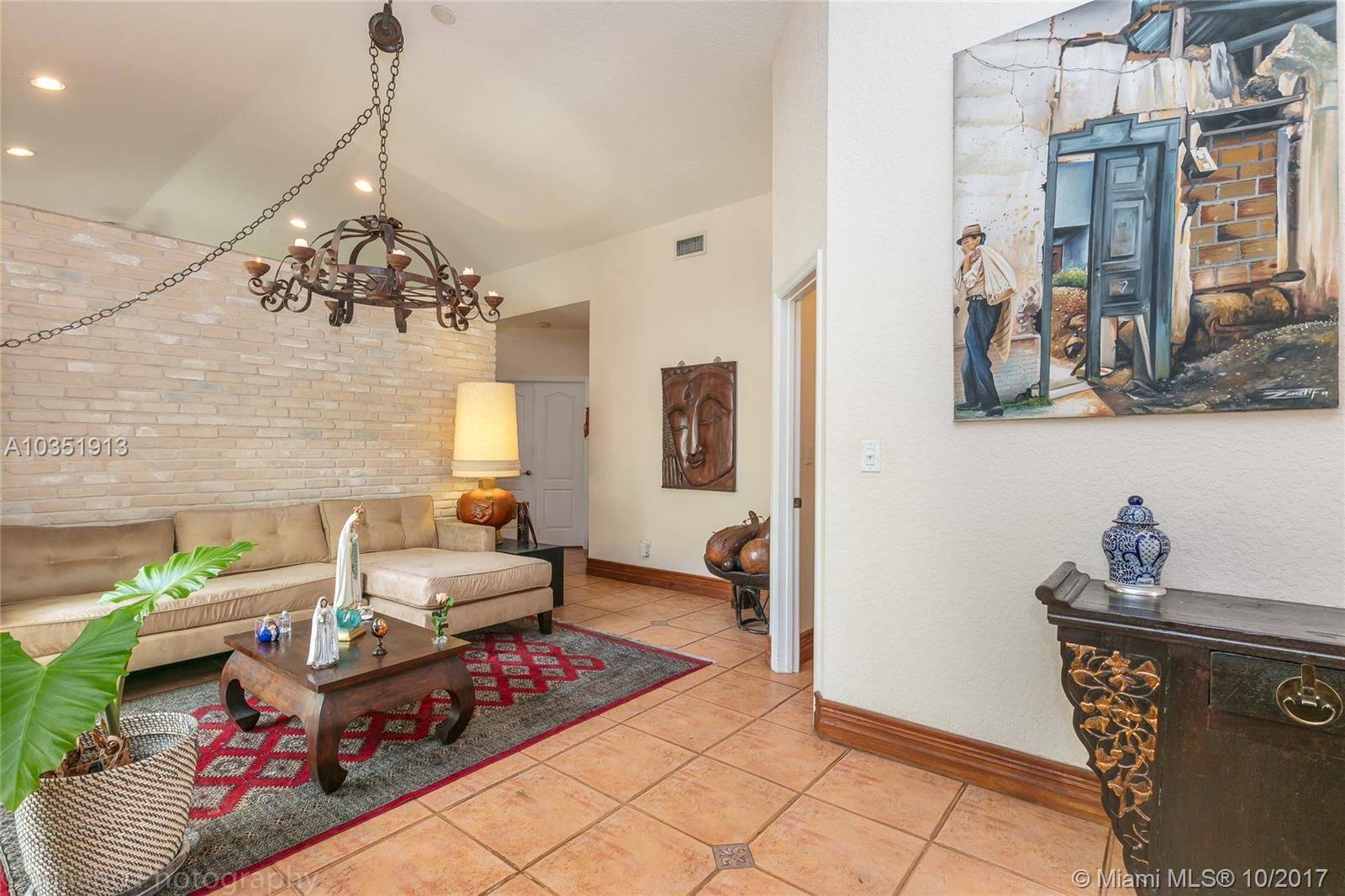 Costa Verde - Residential