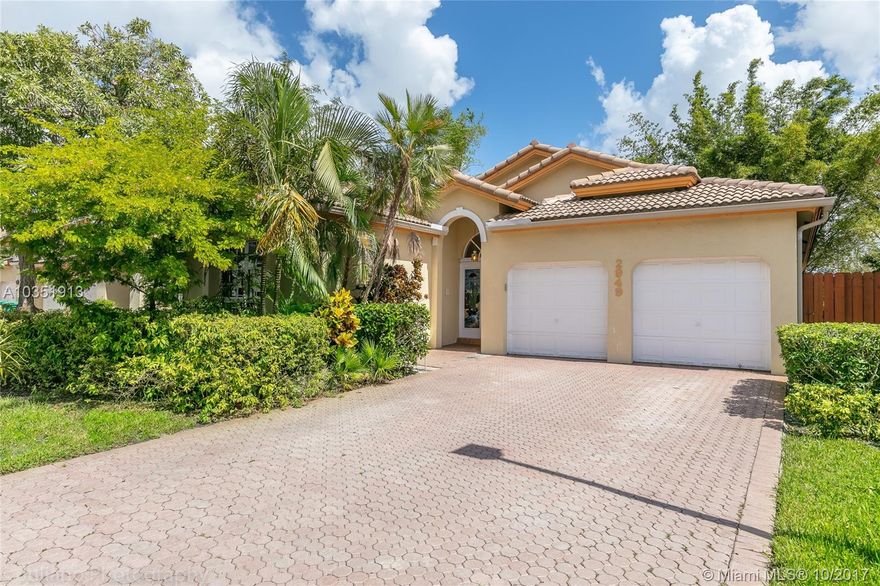 Beautiful & Gorgeous 3Br 2Bath 2 Car garage Costa Verde Home, Dramatic High ceilings w/ entrance past the stained glass accent paneled Wood door, 3/4" Argentinian Viraro wood in 1 & real Pine wood floors in other also  Tiled elsewhere. Beautiful and unique custom touches make bathrooms, cabinets, lavs and showers absolutely standout. 7 inch Cedar wood baseboards, Granite Counters, updated kitchen cabinets & Island flow into a Family room with custom specialty stone walls. Spacious Master Bedroom with Custom Closet cabinetry. The Home flows in to the backyard Pergola, Brick pavers around Mango, Bamboo Trees, Staghorn ferns and more. The 2Door, 2Car garage is spacious with Tankless water heater. Truly a home worth seeing and to make it your own. Space for 6 cars + Great location & parking.