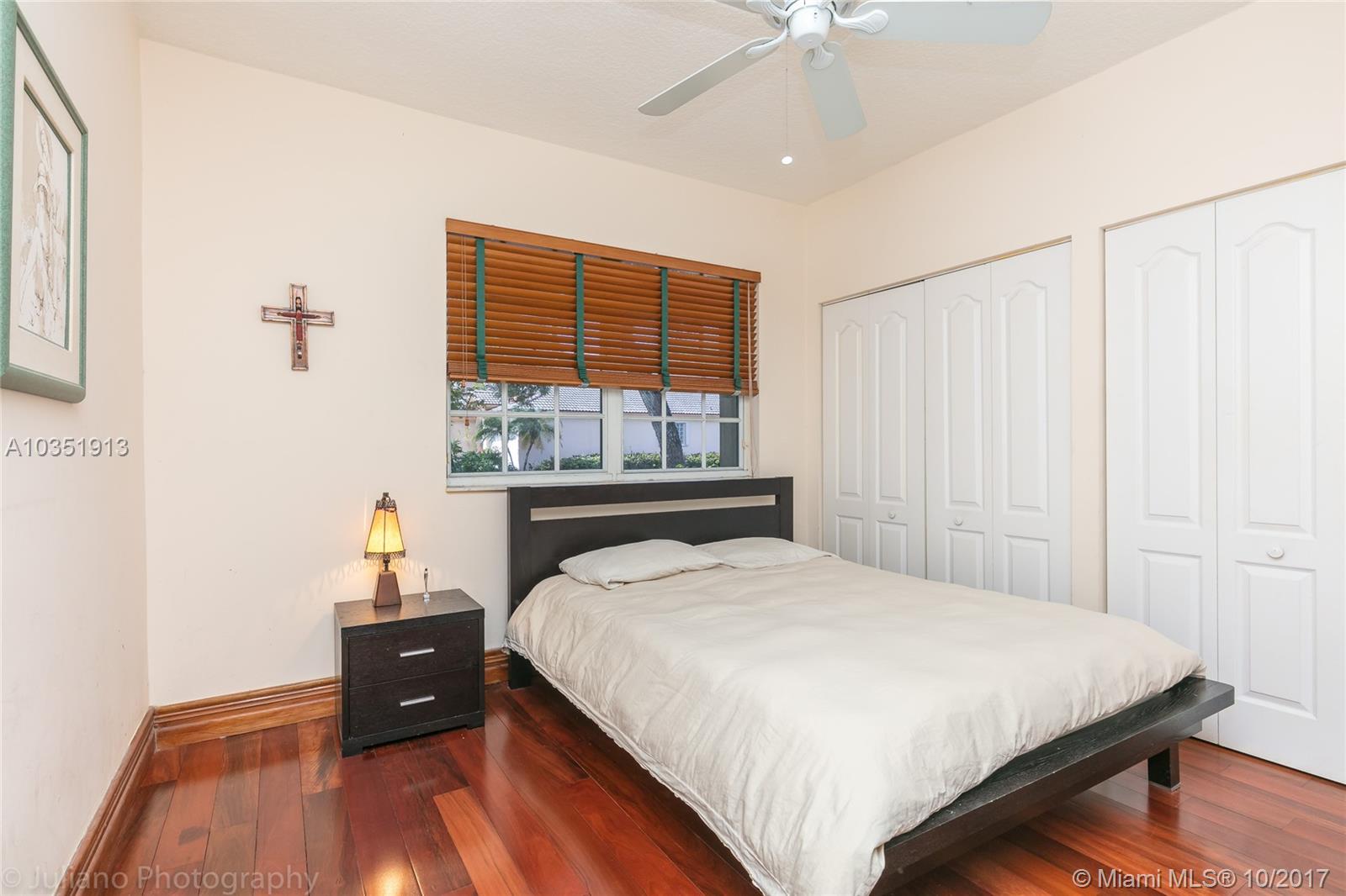 Costa Verde - Residential