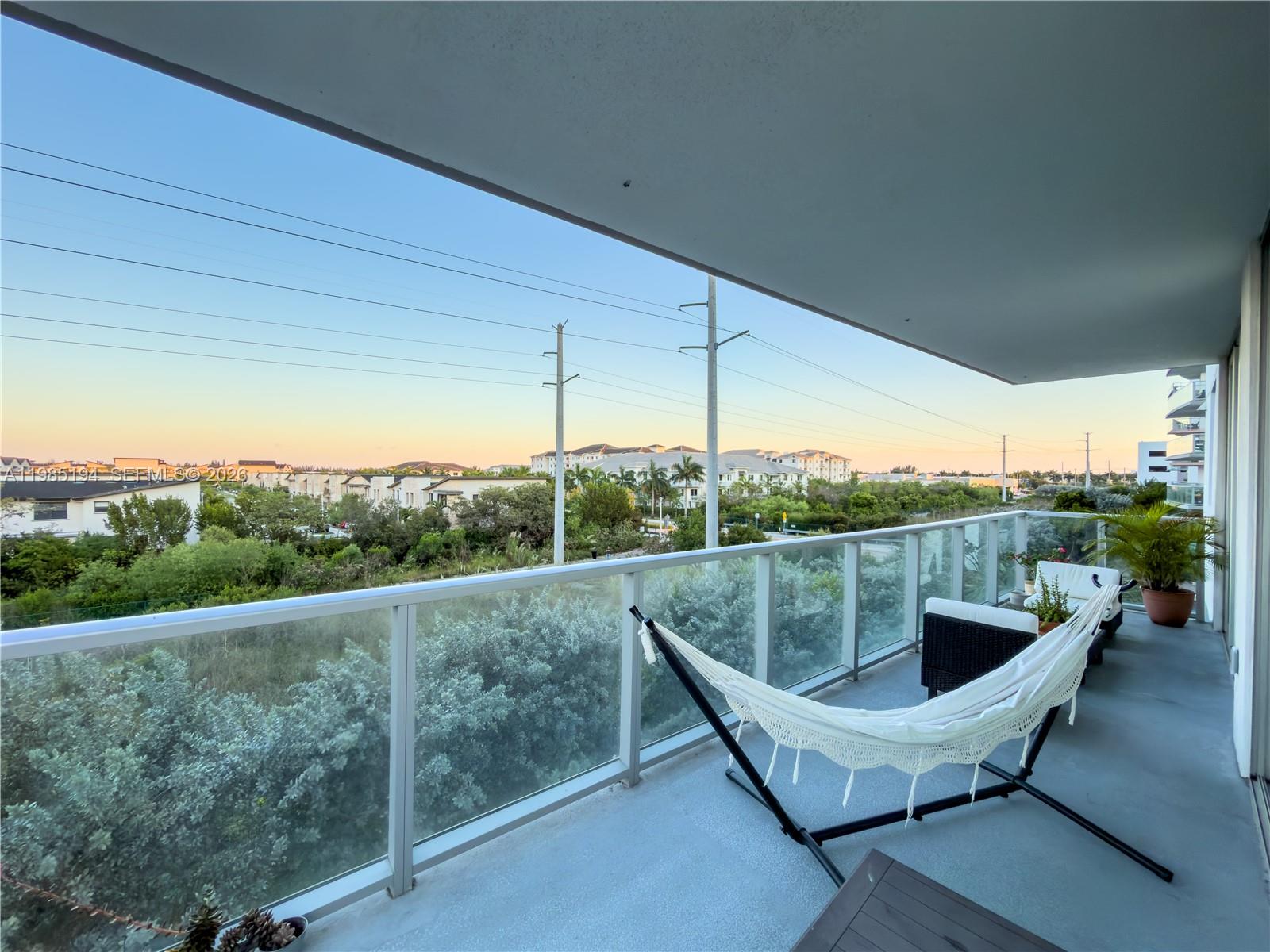 MIDTOWN AT DORAL - Residential