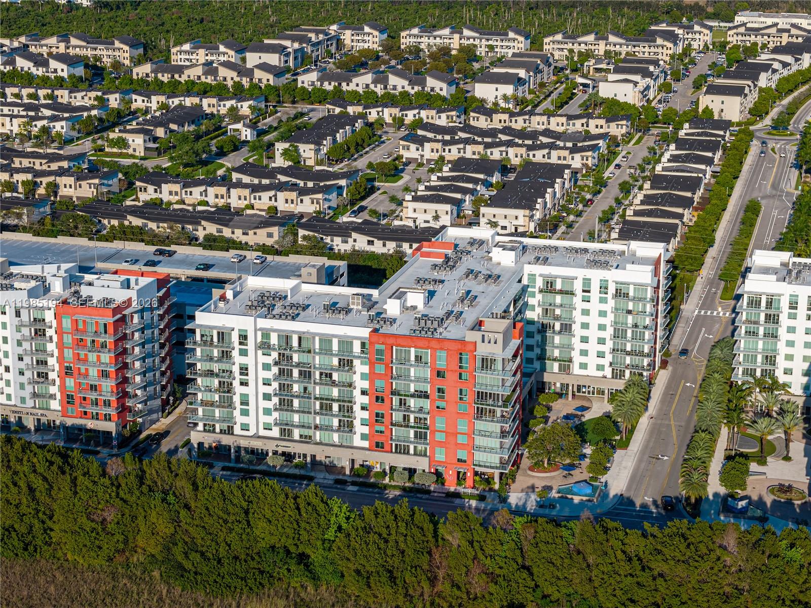 MIDTOWN AT DORAL - Residential