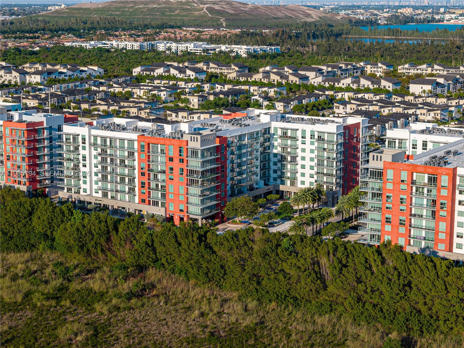 MIDTOWN AT DORAL - Residential