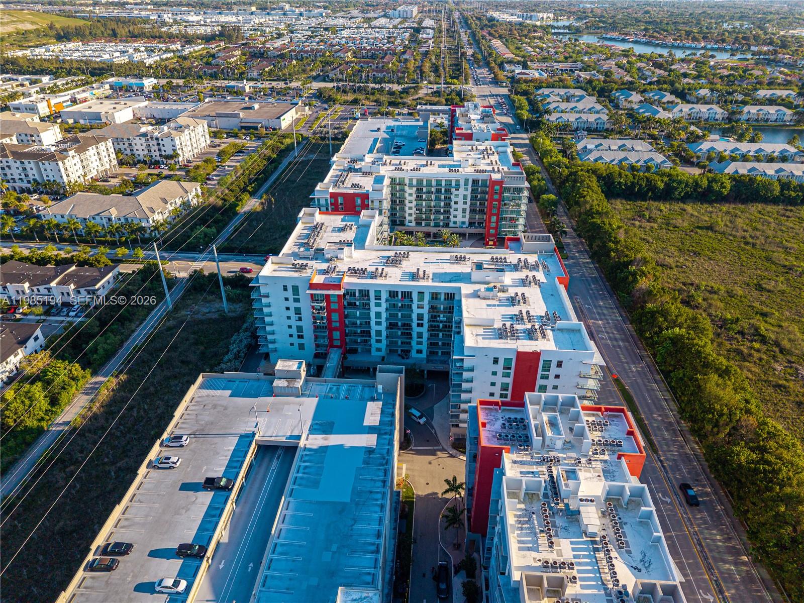 MIDTOWN AT DORAL - Residential