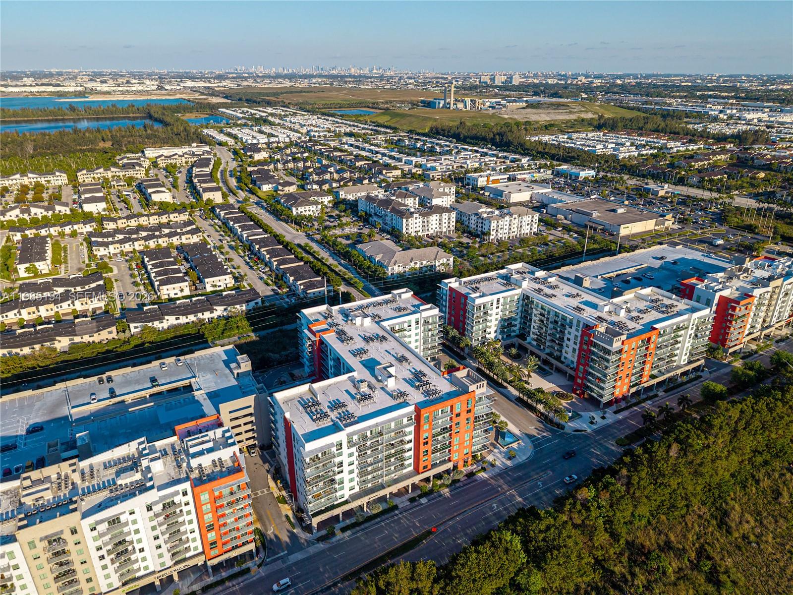 MIDTOWN AT DORAL - Residential