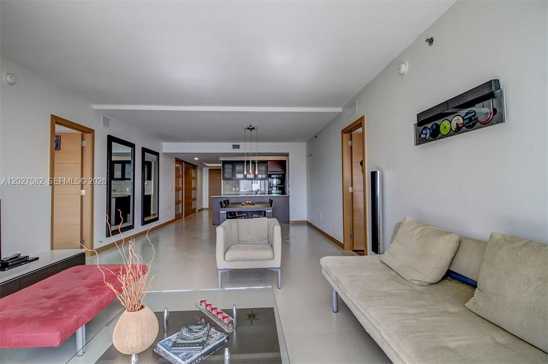 1830 S Ocean Dr 4404