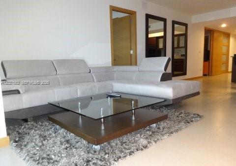 1830 S Ocean Dr 4404