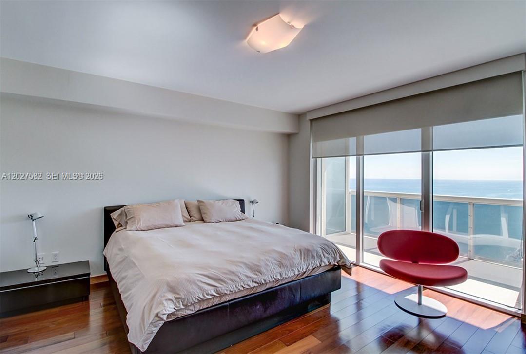 Beach Club II - Residential