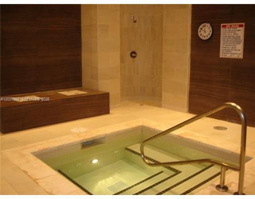 Beach Club II - Residential