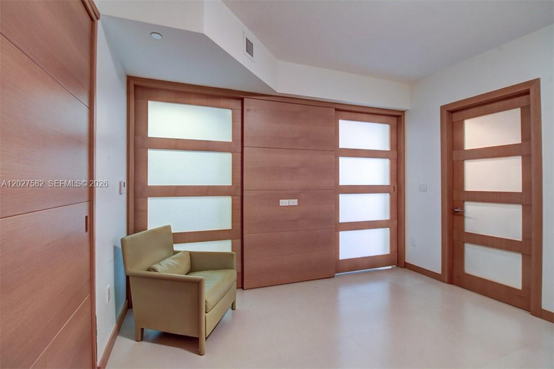 Beach Club II - Residential