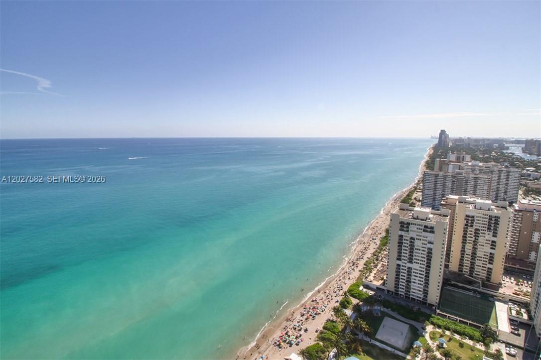 Beach Club II - Residential