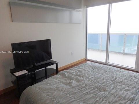 Beach Club II - Residential