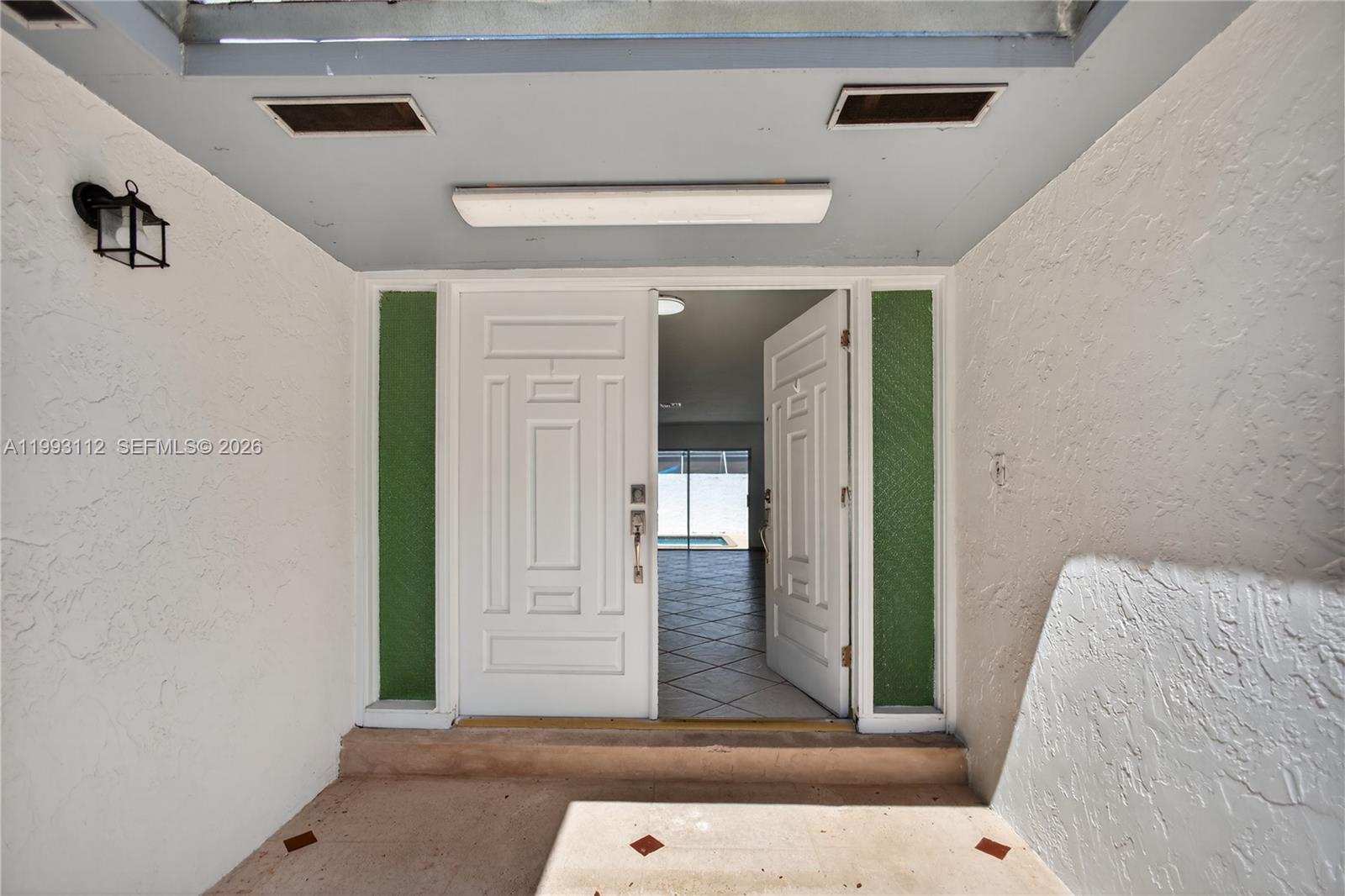 CALUSA CLUB ESTATES 3RD A - Residential