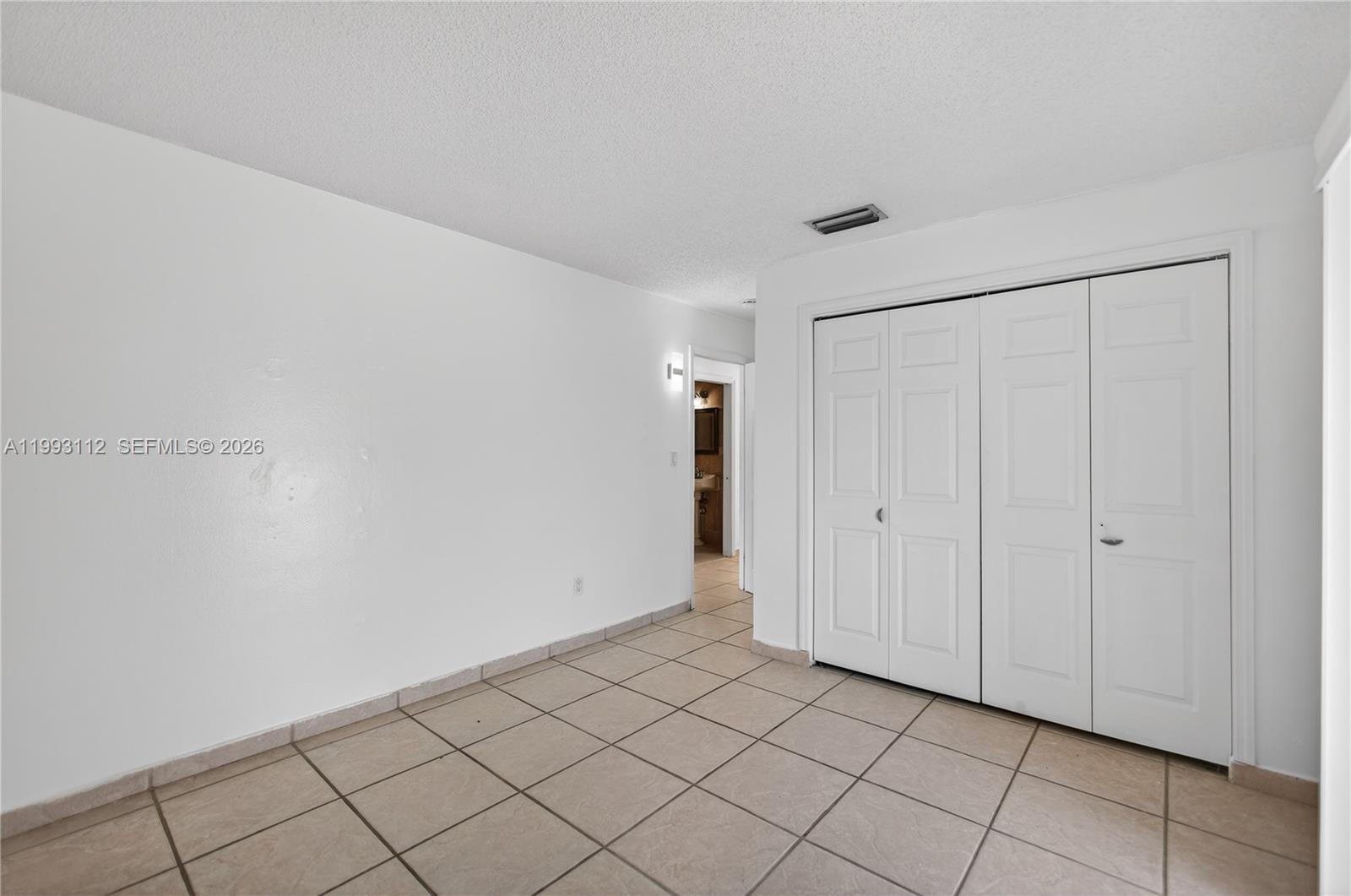 CALUSA CLUB ESTATES 3RD A - Residential