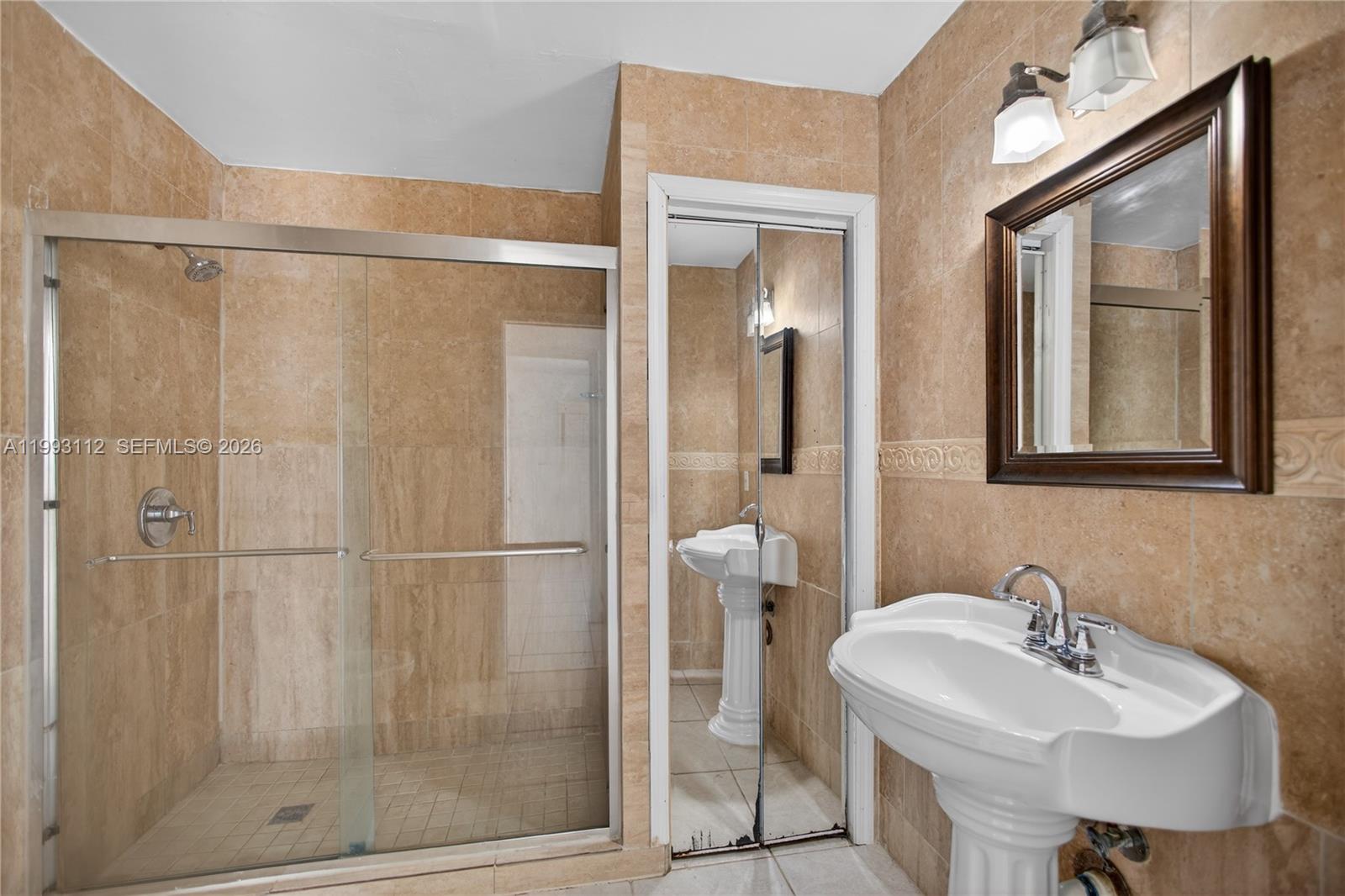 CALUSA CLUB ESTATES 3RD A - Residential