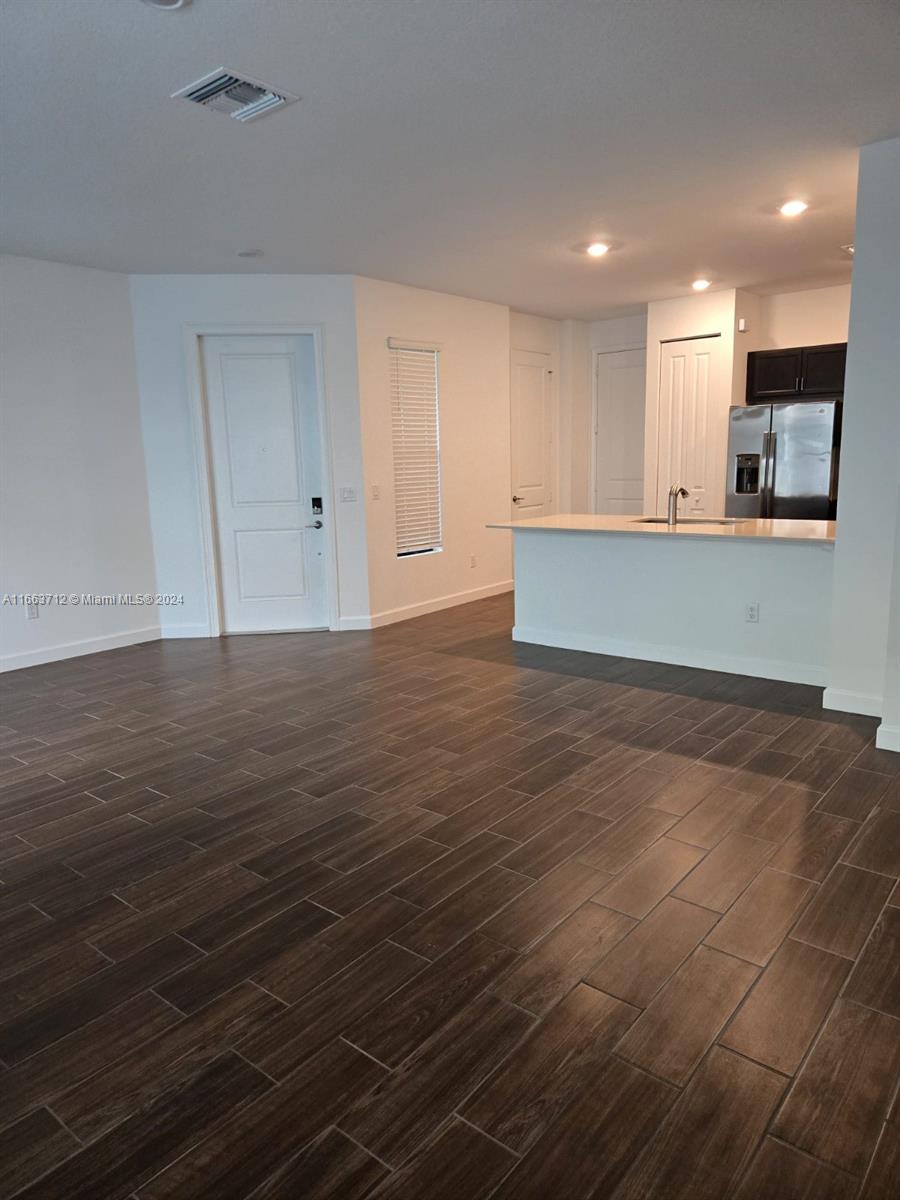MEDITERRANEA - Residential Lease