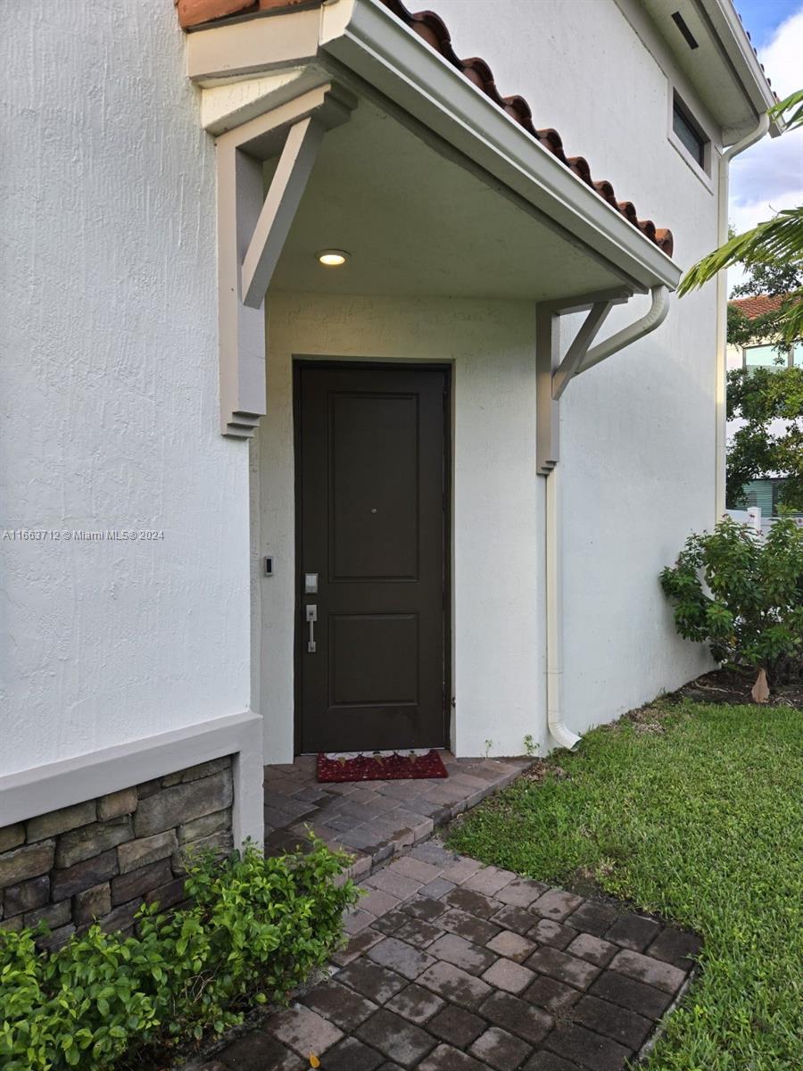 MEDITERRANEA - Residential Lease