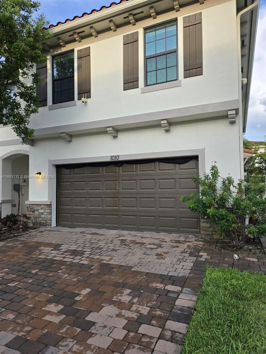 Amazing Priced (Unfurnished) Rental in Arbor Parc! 4 Beds, 2.5 Baths, 2 Car Garage. Beautiful corner townhouse. All bedrooms & laundry upstairs. Full-Sized washer & dryer. Primary Bedroom with En-Suite Bathroom. Impact windows and sliders throughout, Open Kitchen stainless steel appliances, high ceilings on the first floor. Amenities Include: clubhouse, community Pool, Fitness Center, Playground, and gated entrance. Enjoy Easy Access to the most important highways as I-95, FL Turnpike, also to the Airport, Retail Shops, Dining, and mall. Tenant insurance is required. Per association, 650+ credit score required. Commercial vehicles must be garage kept. No Smoking/Vaping on premises. HOA requires a $1,000 refundable deposit upon lease termination. Minimum 650 Credit Score for all adults