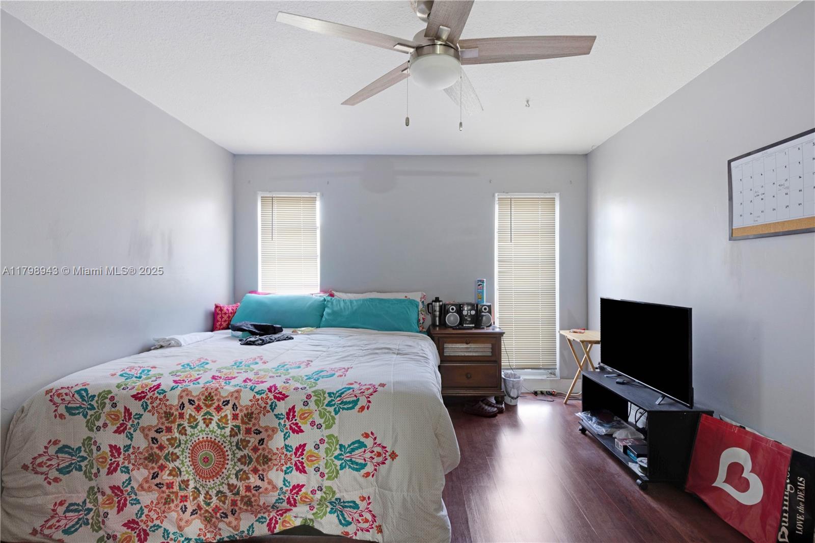 TOWN SQUARE CONDO - Residential